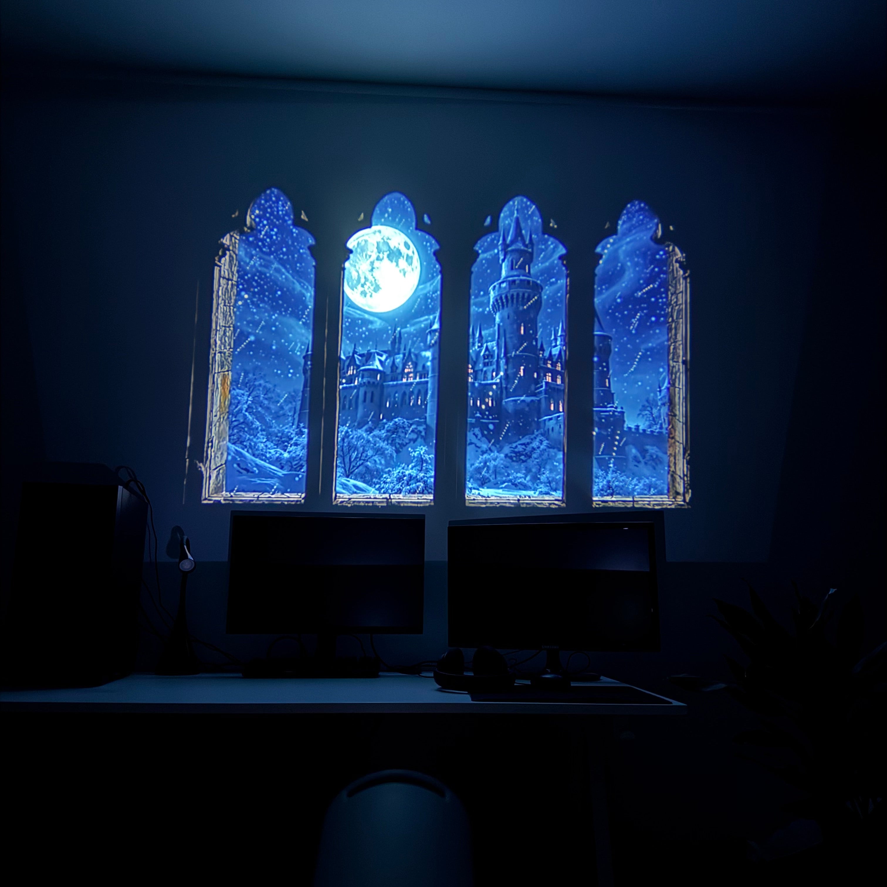 Projektor kinowy - przenośne kino domowe