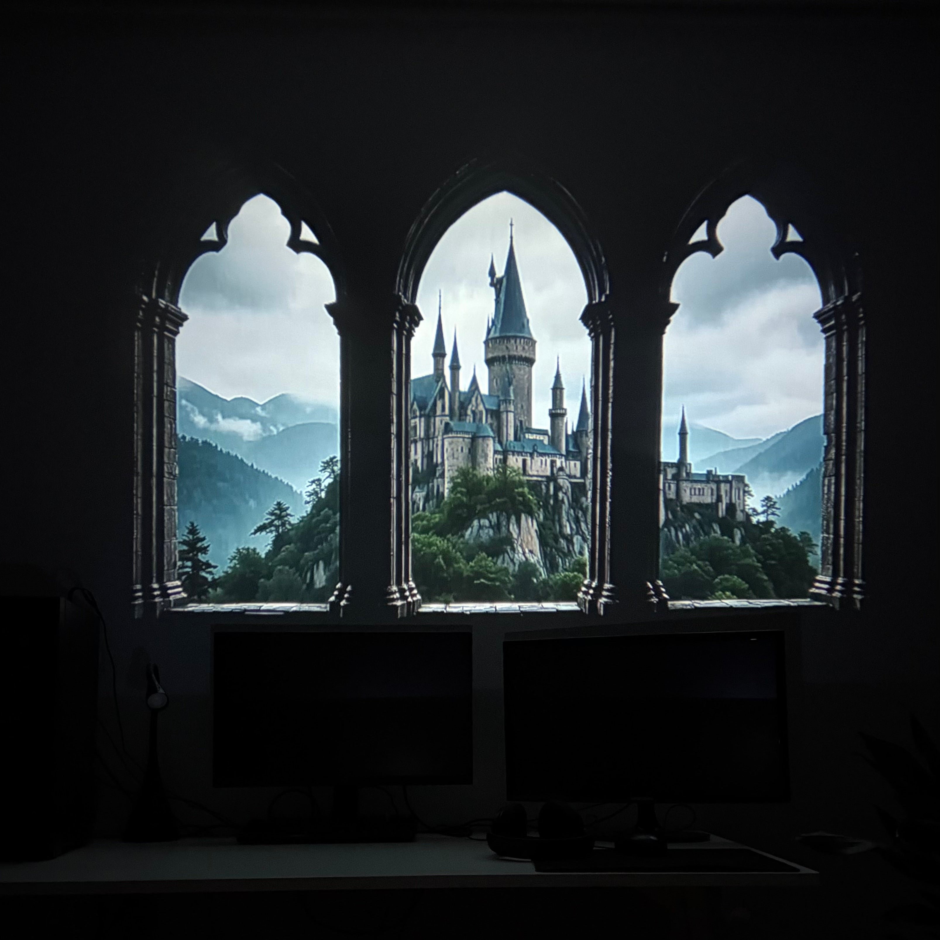 Projektor kinowy - przenośne kino domowe